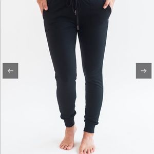 Zyia black Unwind jogger.